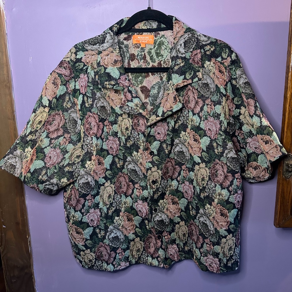 Tapestry crop top